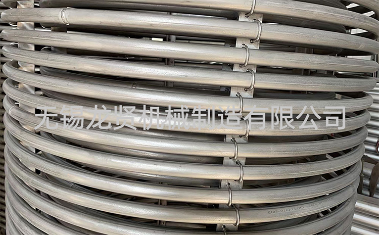 焊接不銹鋼盤管時，如何避免出現(xiàn)氣孔和裂紋？